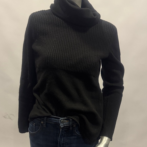 Banana Republic Sweaters - Banana Republic Black Ribbed Cowl Neck Sweater